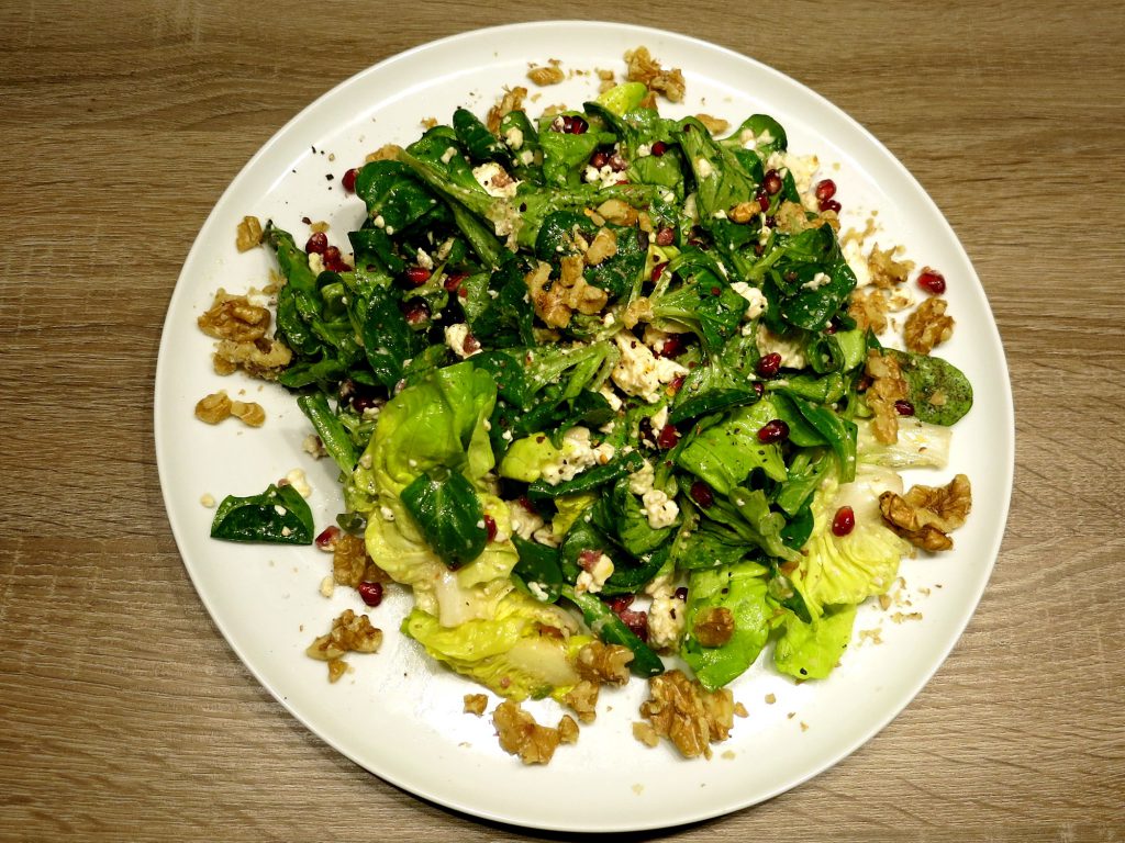 feldsalat_walnüsse_granatapfel - Essen nicht Fressen